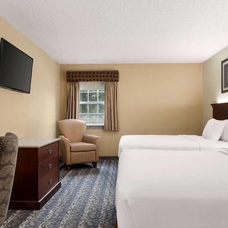 Travelodge By Wyndham Coffeyville Esterno foto